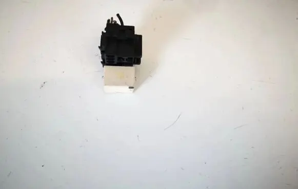 Opel Agila A Other relay 1567002480 156700-2480