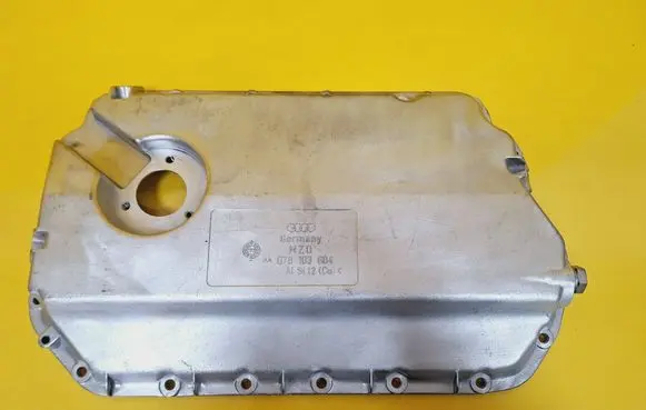 Audi A6 S6 C5 4B Oil sump 078103604AA