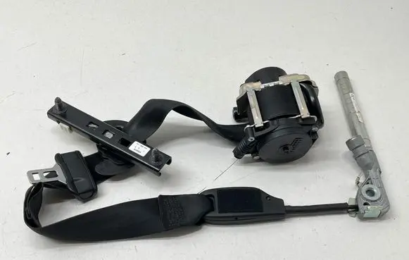 Renault Talisman Front seatbelt 0589P10021 631437400 010L0000