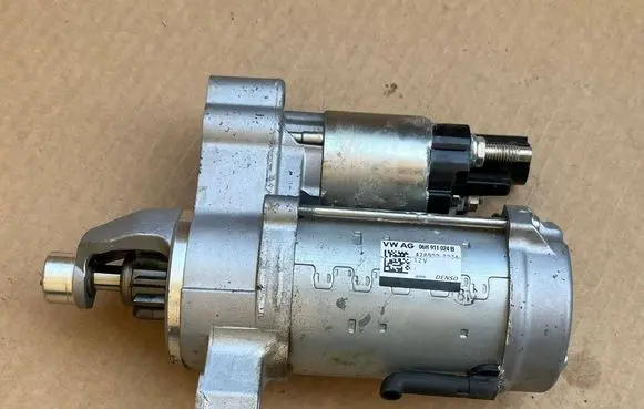 Audi A4 S4 B8 8K Starter motor 06H911024B