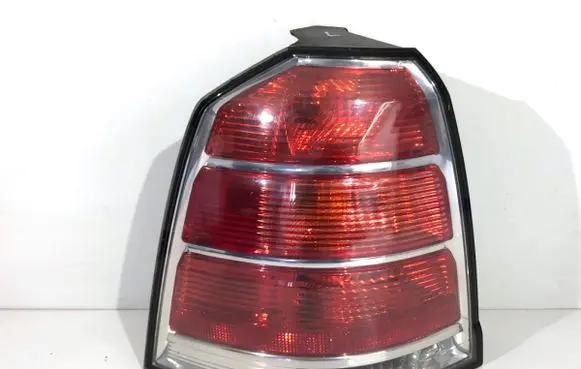 Opel Zafira B Rear/tail lights 13252447