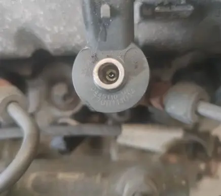 Renault Megane I Fuel injector 0445110021 7700111014