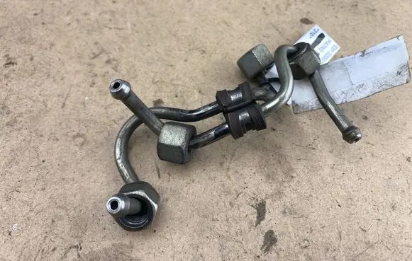 BMW 3 E90 E91 Fuel line/pipe/hose 7787804 13537787804 13537787805