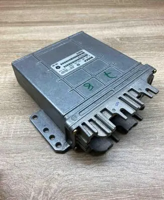 Chrysler Voyager Engine control unit/module ECU P04686758 0281001333