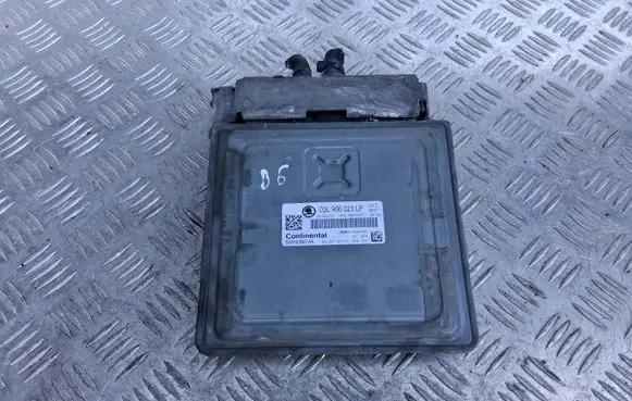 Volkswagen PASSAT B6 Engine control unit/module 03L906023LP 5WP42683AA 03L906023J