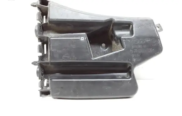 Volvo V60 Front bumper mounting bracket 30796625