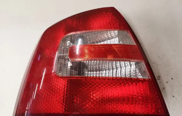 Skoda Octavia Mk2 (1Z) Rear/tail lights 1Z5945095A VP4SHX13405A