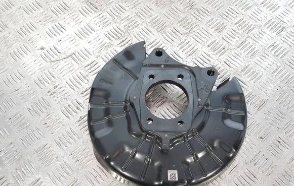 Hyundai i30 Rear brake disc plate dust cover 58390G4000