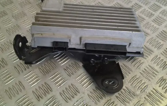 Audi S5 Facelift Sound amplifier 8T1035223