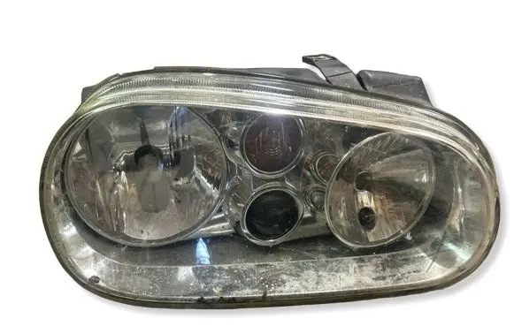Volkswagen Golf IV Headlight/headlamp 1J1941016C