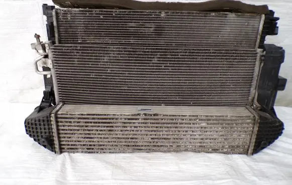 Ford Kuga II Radiator set 