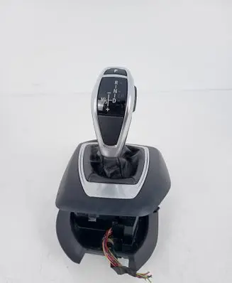 BMW X1 E84 Gear shifter/selector 9260295