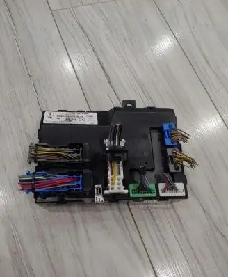 Ford Fiesta Comfort/convenience module 8V51-15K600-CG