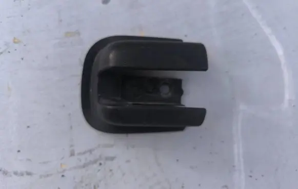 Opel Vivaro Sliding door rail trim 