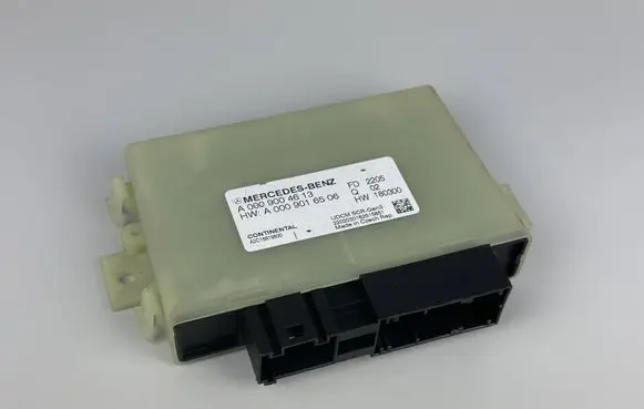 Mercedes-Benz E W213 Adblue control unit A0009004613 A0009016506 A2C16819800