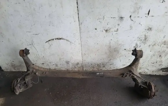Toyota Prius (NHW20) Rear axle beam 