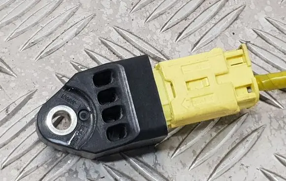 Subaru Legacy Airbag deployment crash/impact sensor 98237AG000