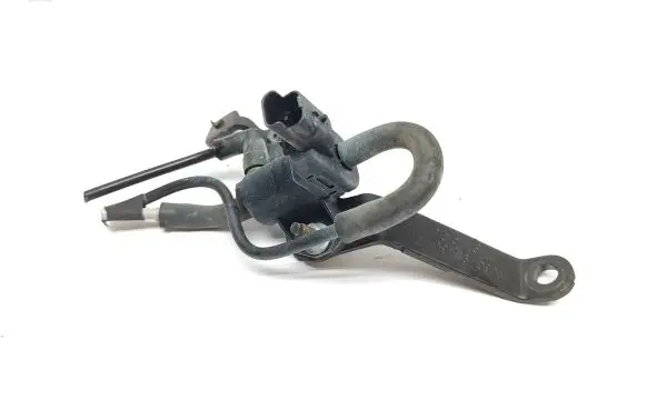 Volvo V40 Vacuum valve 9688124580