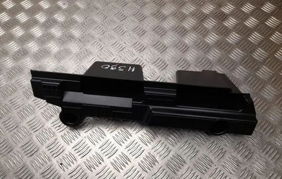 Mercedes-Benz C W206 (D)pillar trim (top) A2066841600