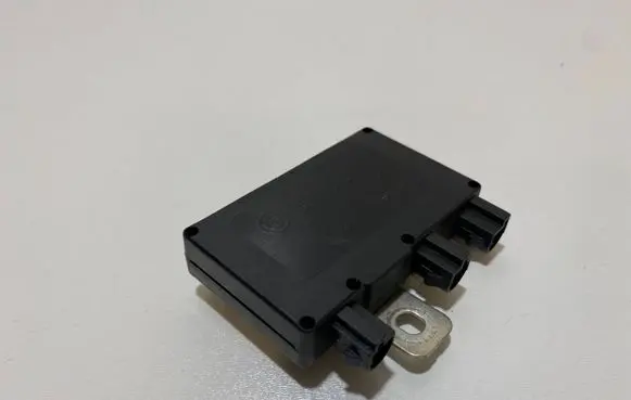 BMW 3 E46 Antenna control unit 8380944