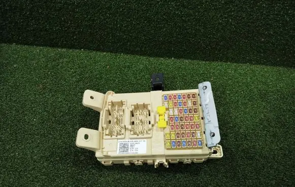 KIA Stonic Fuse module 91955H8570