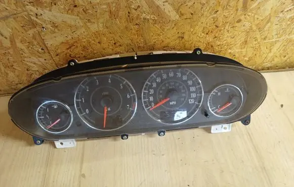 Speedometer (instrument cluster)