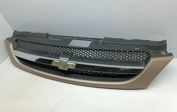 Chevrolet Lacetti Front bumper upper radiator grill 96547129