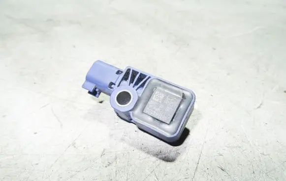 Volvo C30 Airbag deployment crash/impact sensor 31264410