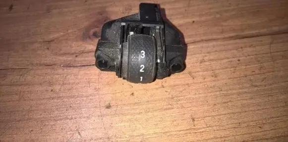 Fiat Bravo - Brava Headlight level height control switch 735245022