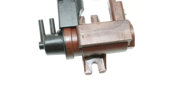 Ford Mondeo MK IV Turbo solenoid valve
