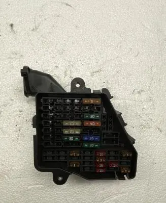 Audi A6 S6 C6 4F Fuse box set 8D2941824
