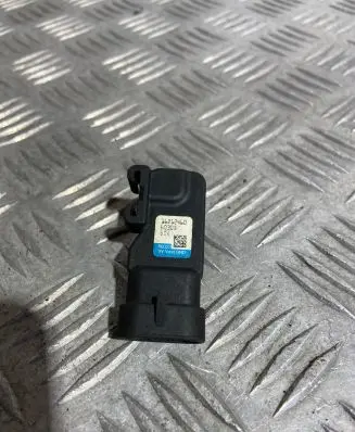Opel Zafira B Camshaft speed sensor 16212460