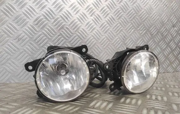 Renault Trafic III (X82) Front fog light 261500097R 89208691 240705250R