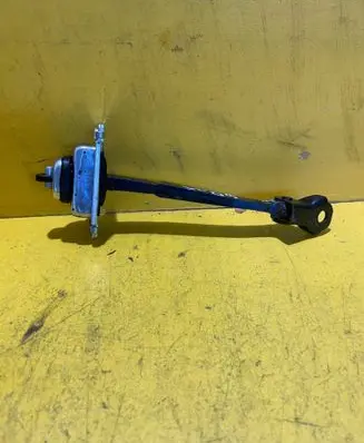 Chevrolet Captiva Front door check strap stopper 