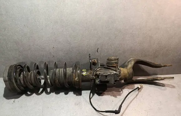 Front shock absorber with coil spring