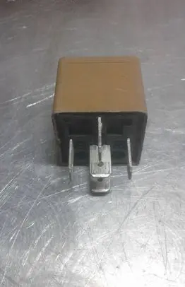 Opel Zafira A Other relay 90491314 V23134A52X237