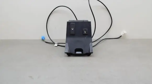 Mercedes-Benz B W246 W242 AUX in-socket connector A2468230411