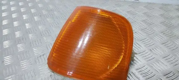 Audi 100 200 5000 C3 Front indicator light