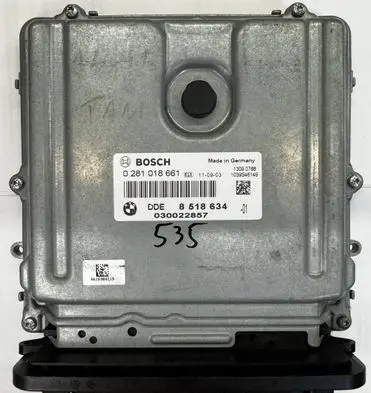 BMW 5 F10 F11 Engine control unit/module ECU 8518634 030022857 0281018661