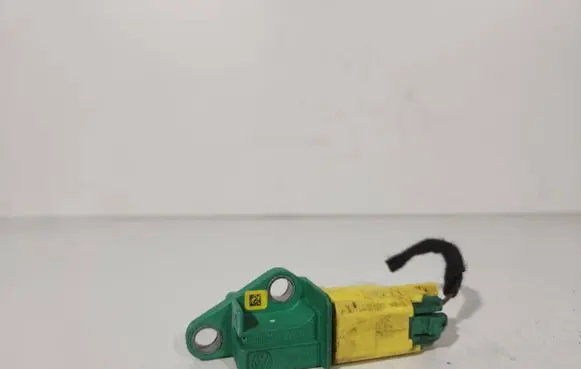 Audi Q7 4L Airbag deployment crash/impact sensor 1K0909606C