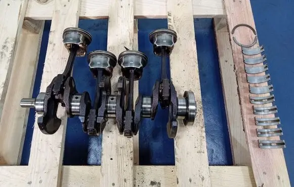 Volkswagen Golf IV Crankshaft 