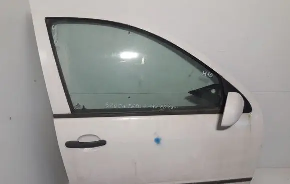 Skoda Fabia Mk1 (6Y) Front door