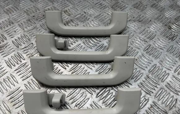 Volvo XC60 A set of handles for the ceiling
