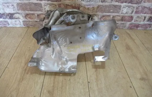Mini One - Cooper F56 F55 Exhaust heat shield 