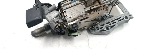 Audi A4 S4 B5 8D Steering wheel axle 8D1419502J 30122475 96173