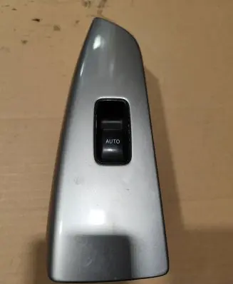 Toyota Land Cruiser (J120) Electric window control switch 84030