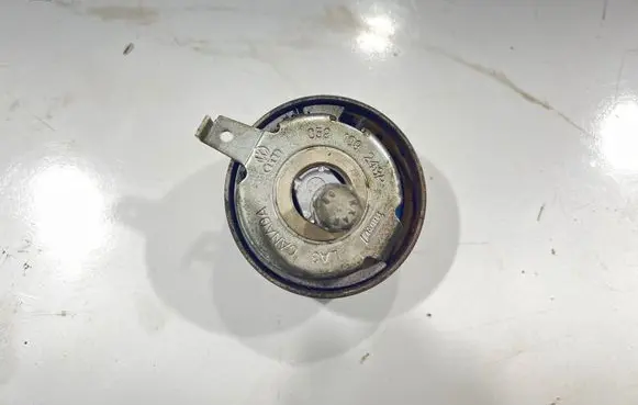 Audi Q7 4L Belt tensioner pulley 059109243P