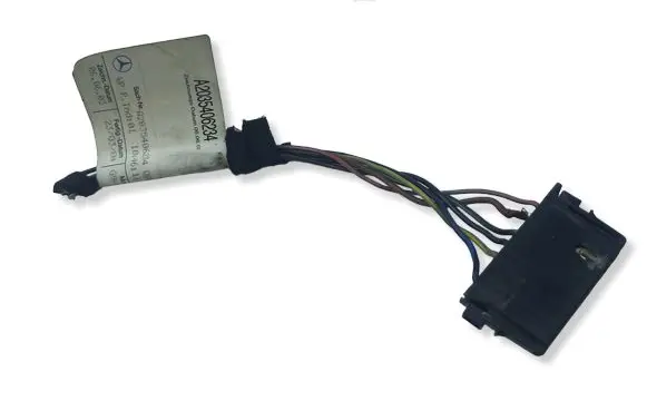 Mercedes-Benz C W203 Rear tail light wiring loom A2035406234 2115450328
