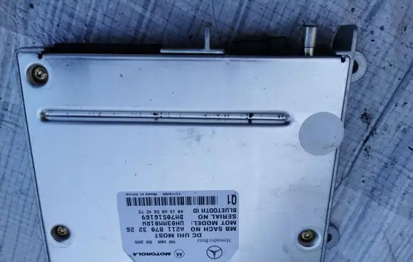 Mercedes-Benz ML W164 Bluetooth control unit module A2118703226