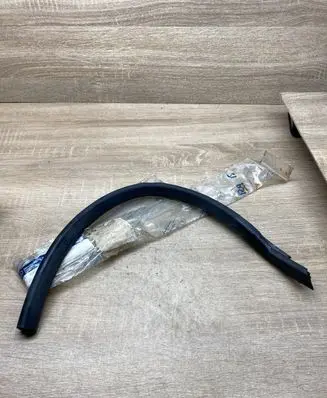 Rubber seal rear door